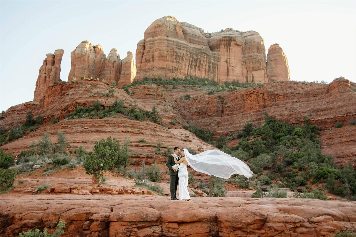 tinted-events-design-and-planning-sedona-wedding-photography-memories-by-lindsay-4-destination-wedding-planning-
