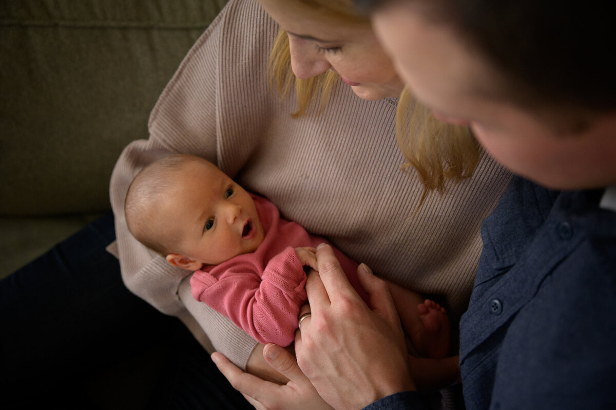 Abbie Potts Photography Green Bay Newborn Photographer Lifestyle Newborn Baby Session_0160