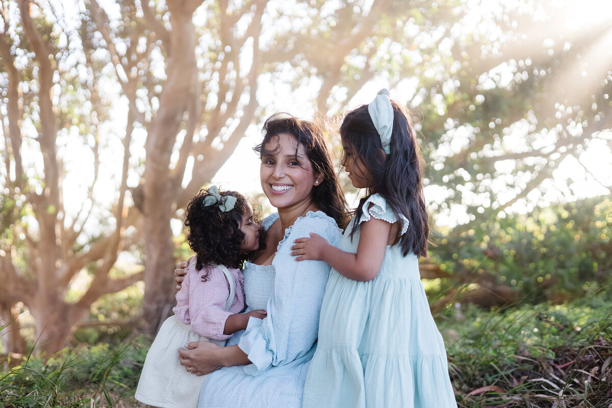 two girls and their mom