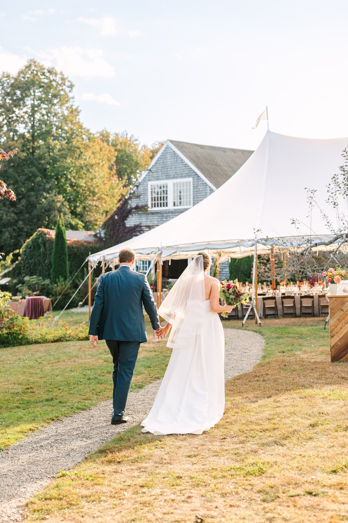 Live_Well_Farm_Colorful_Fall_Wedding_Harpswell_Maine_Photography_0061