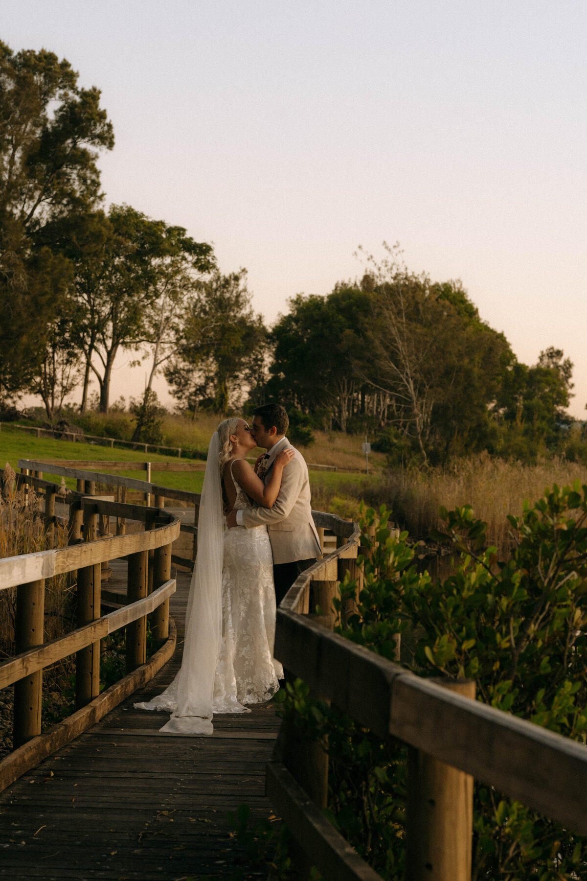 FilmyArtfulDocumentaryDestinationWeddingPhotography-191