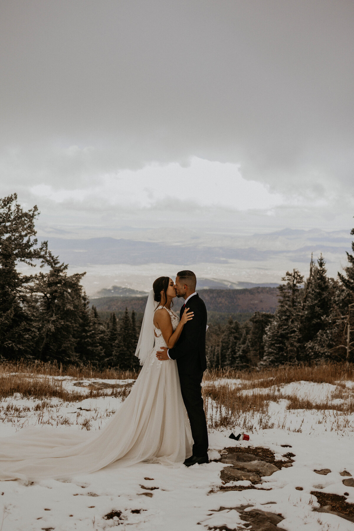 sandia-peak-tram-elopement-new-mexico-10