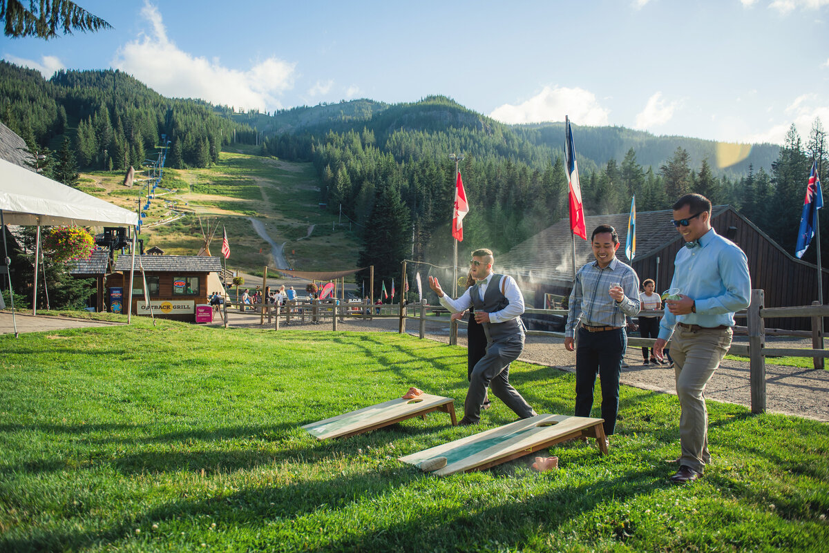 wedding guests playing games