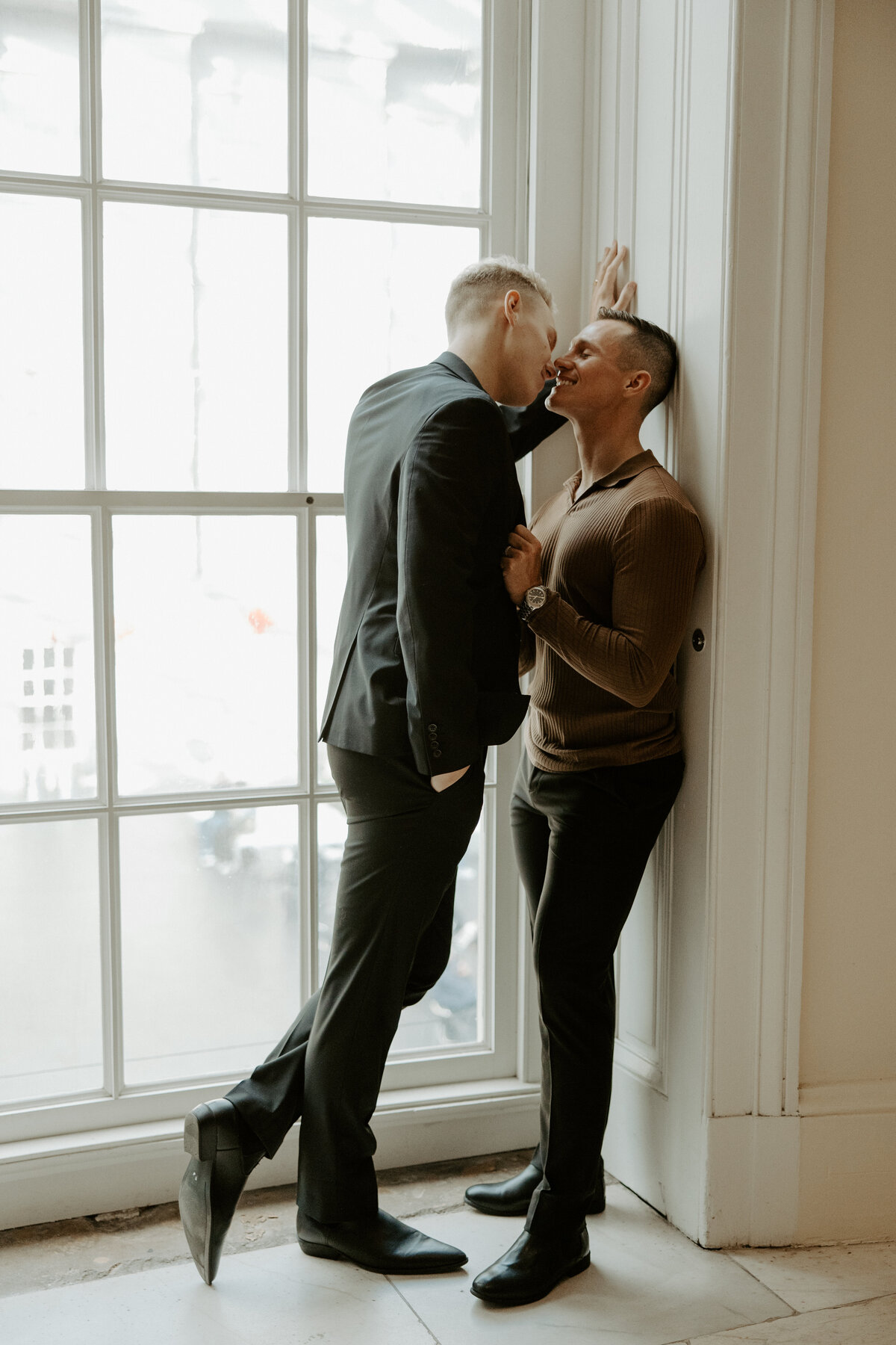Couple Session by Richmond VA wedding photographer
