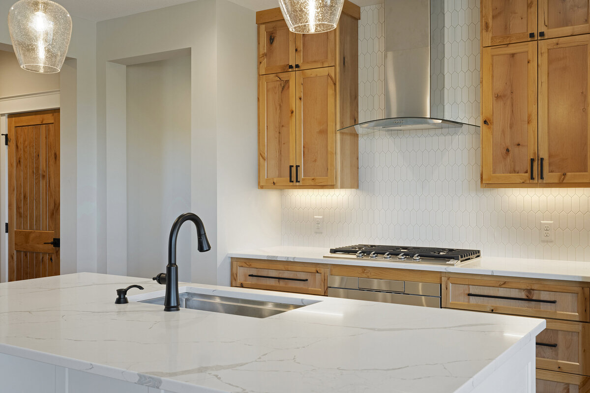 Lakewood Homes and Remodeling_9852 Endicott Ave NW_018