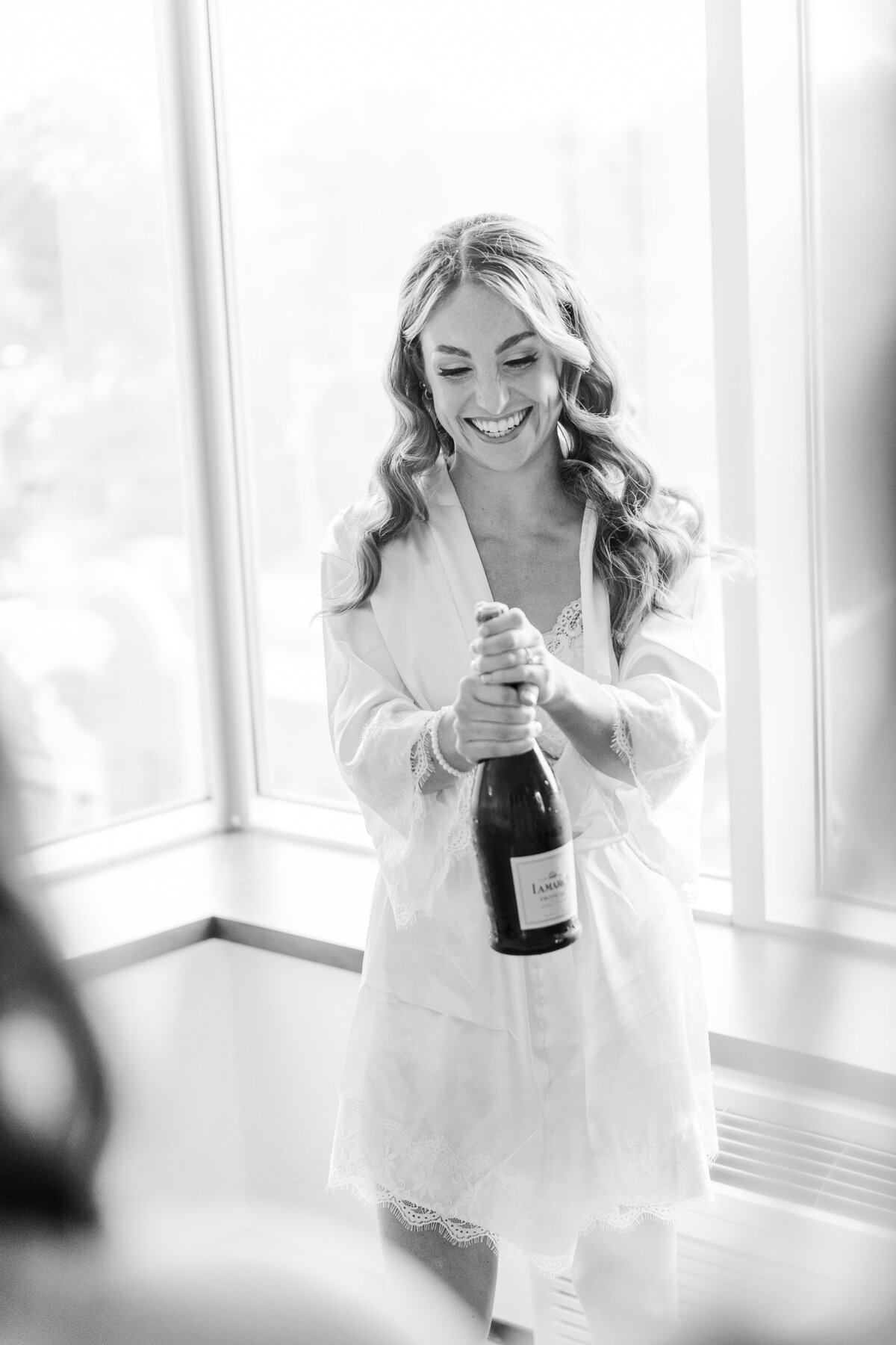 Kyle & Katie wedding sneak peeks. Bella Faith Photography 16