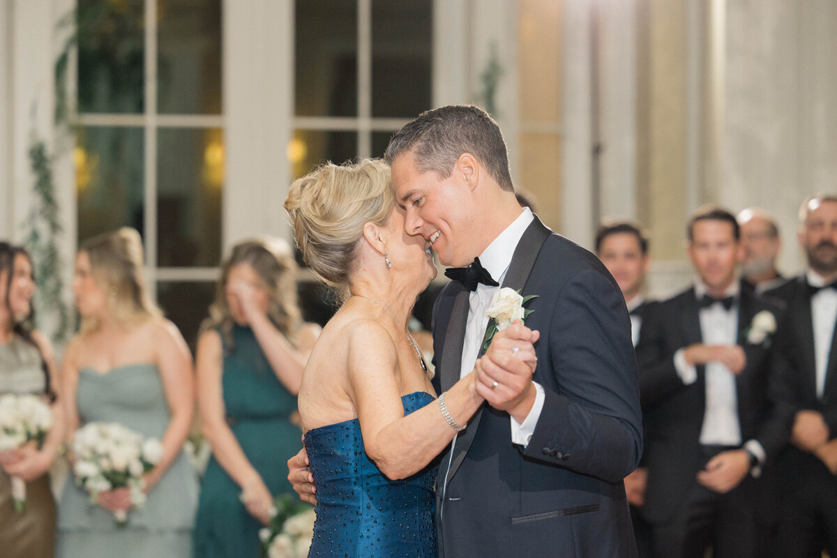 The-Ryland-Inn-Fall-Wedding-Molly-Sue-Photography68