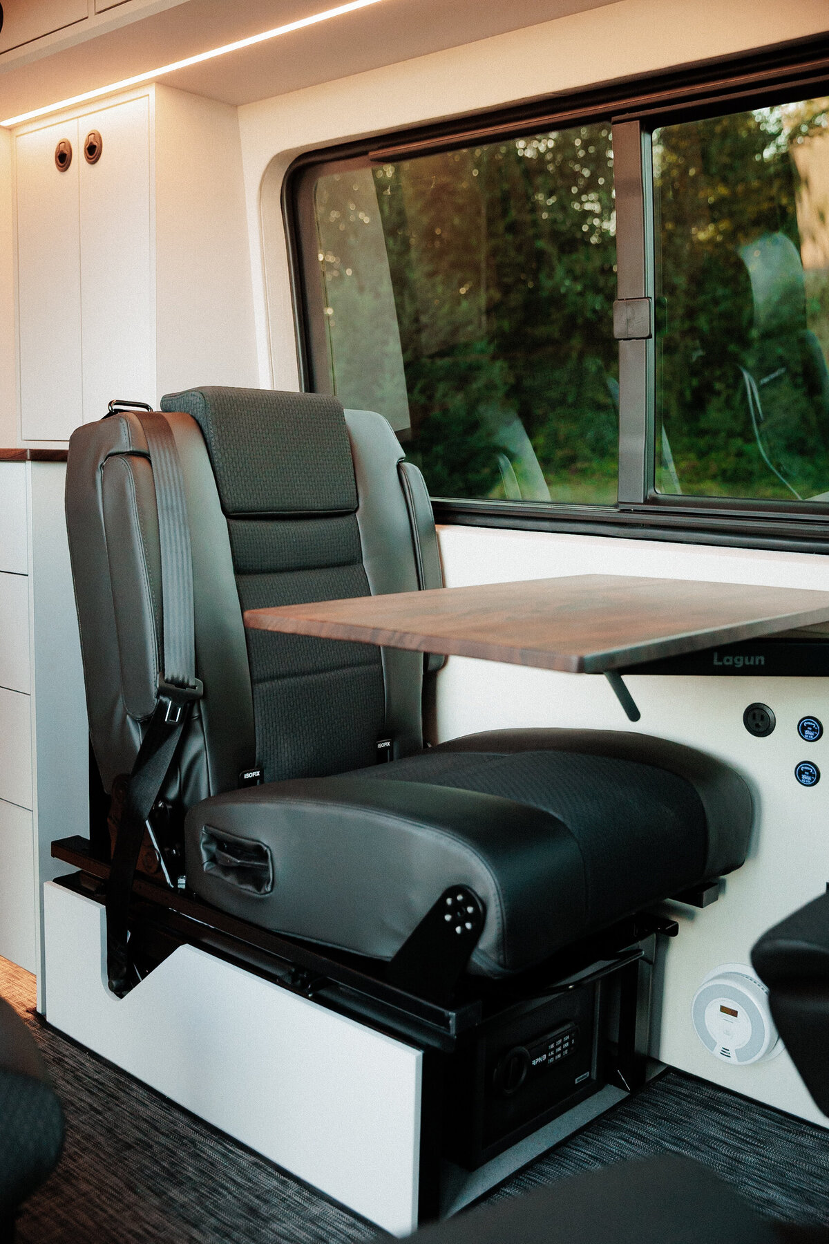 2_WooleyBugger250829_BMV_SlowFastcreative_1687