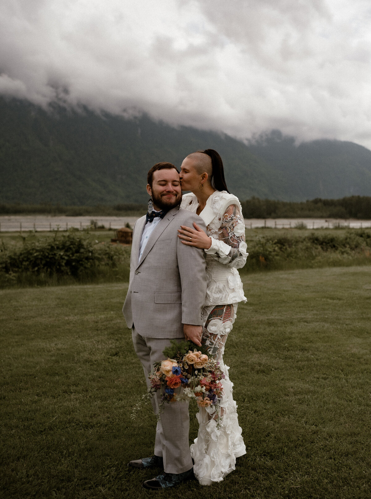 Fraser River Lodge Wedding Photographer