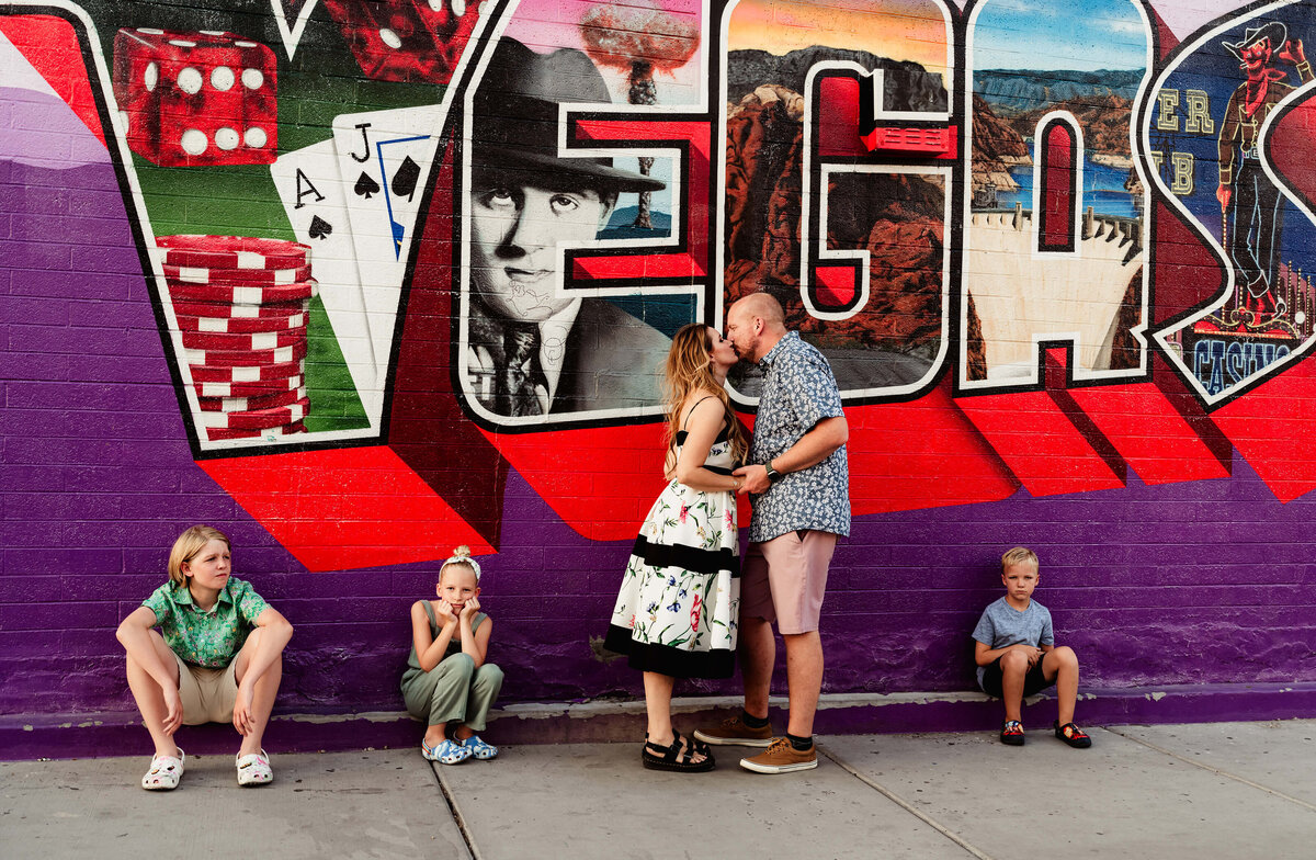 urban-family-session-las-vegas