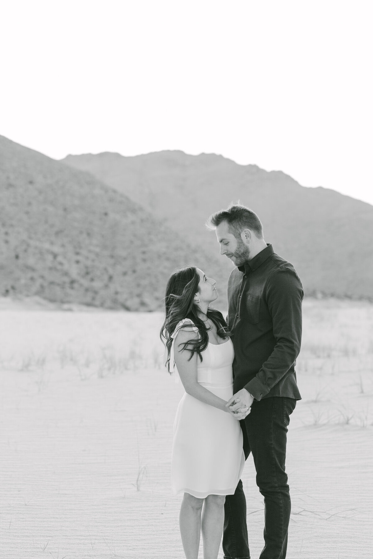 PERRUCCIPHOTO_PALM_SPRINGS_DUNES_ENGAGEMENT_108BW