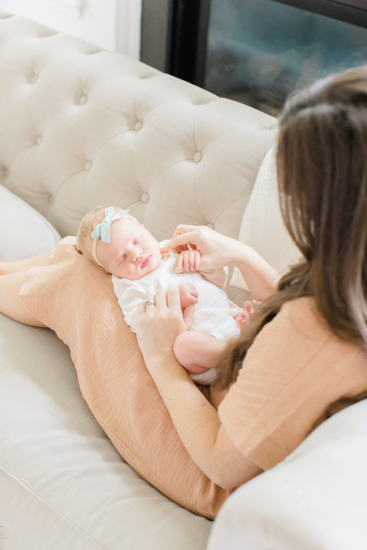 newborn photographer indianapolis