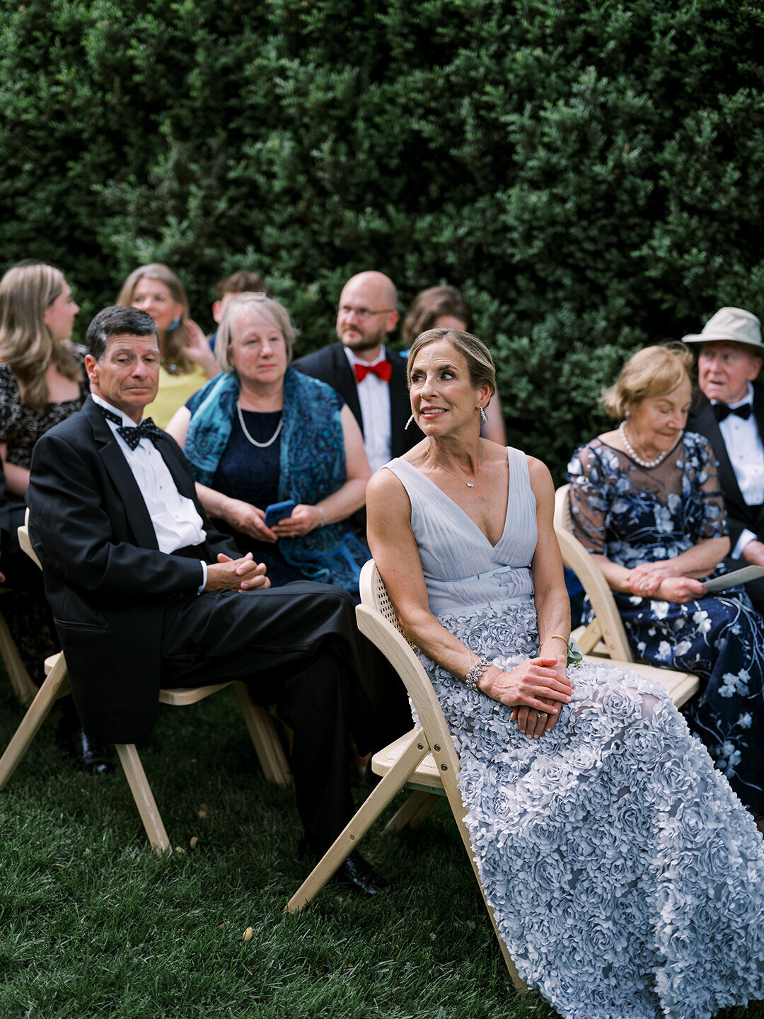 KathleenRob5-3-25GlenstoneGardenVA-VickiGraftonPhotography-541