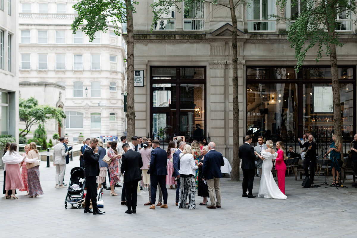 159 editorial wedding photography at balls brothers austin friars