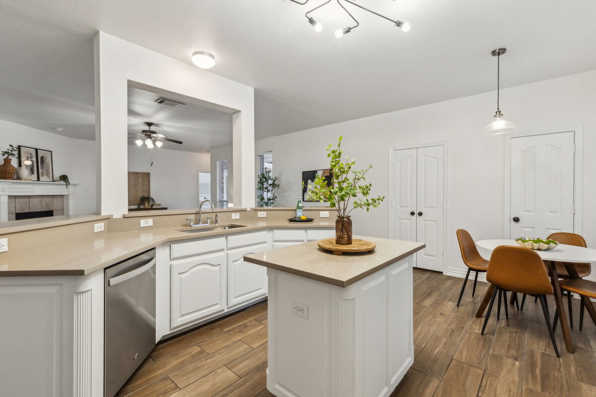 14-5604Glenview_014