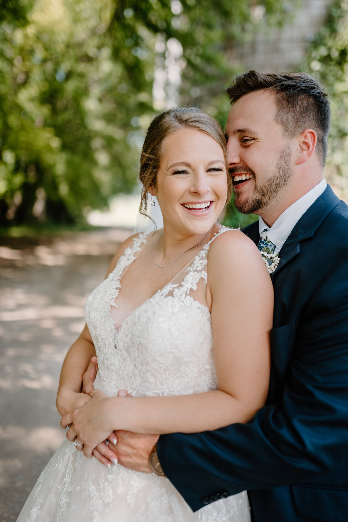 sam-and-alex-wedding-day-first-look-108 (2)