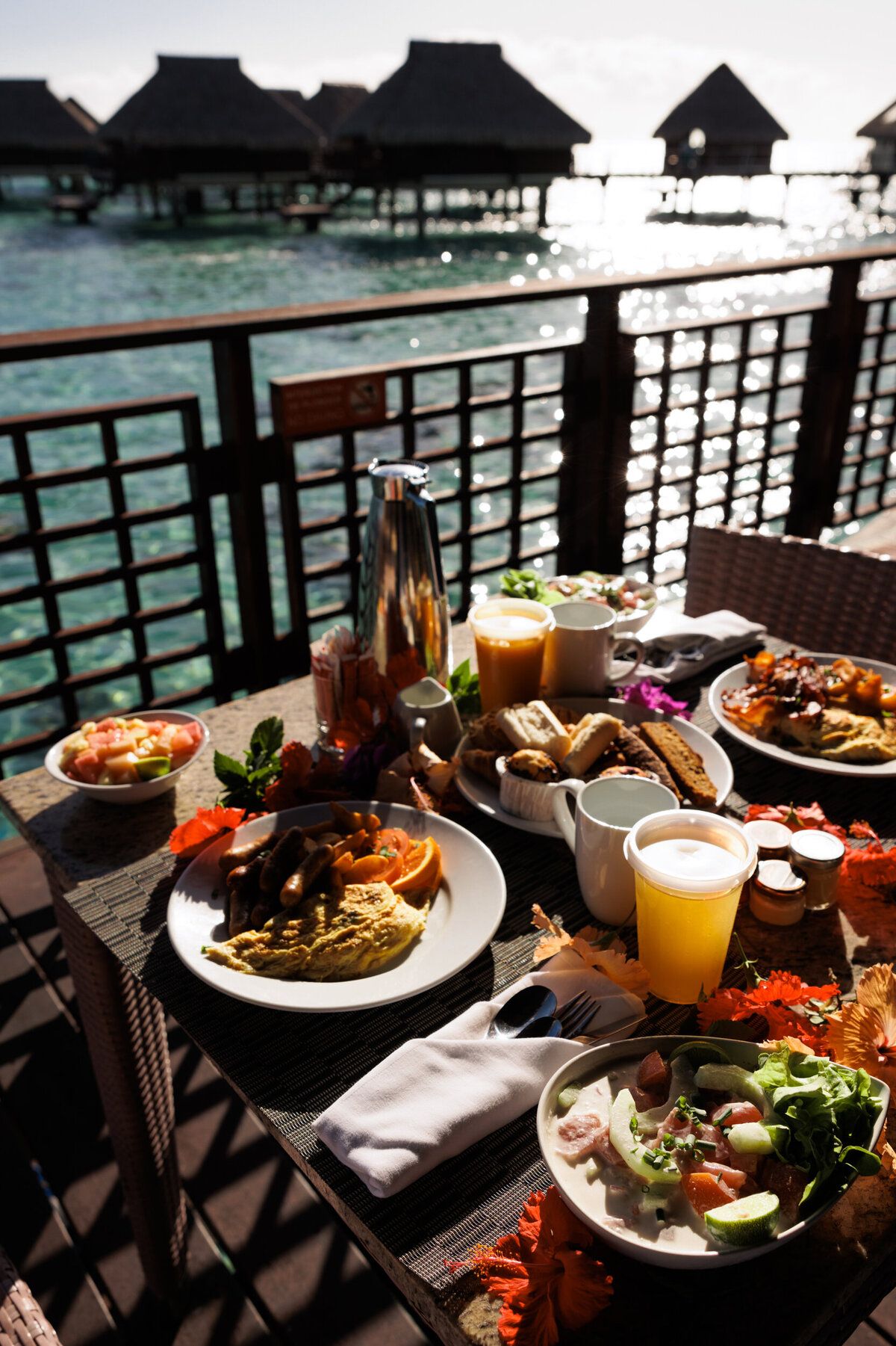 hilton-moorea-tahiti-elopement-breakfast
