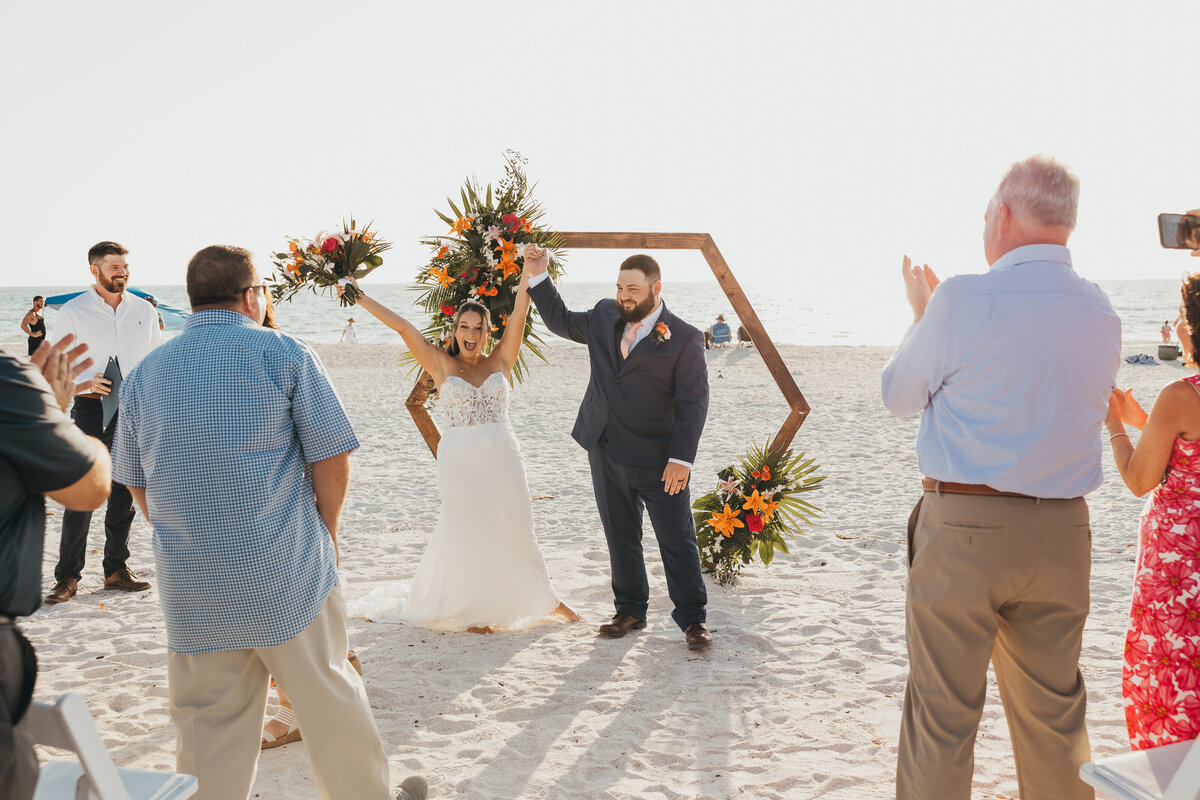 ariel-amir-photo-pass-a-grille-beach-elopement-chantilly-chic-celebrations-9