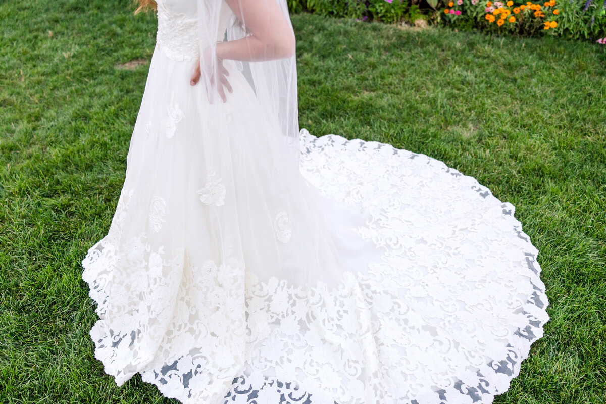 Statements-Bridal-Rentals-Wedding-Dress-Provo-Utah-012