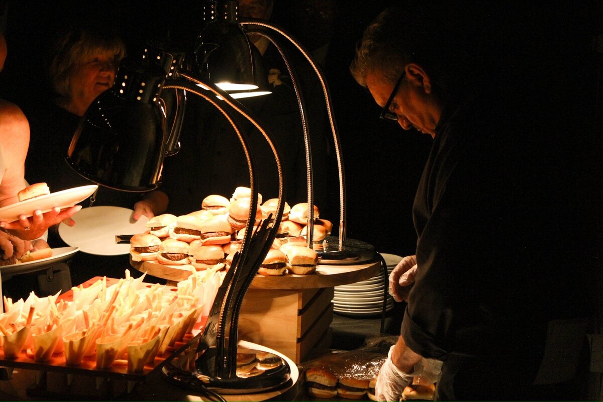 Burger station