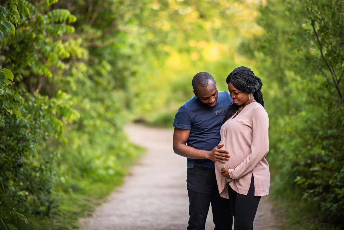 Family, maternity and newborn Photographer serving Kitchener Waterloo