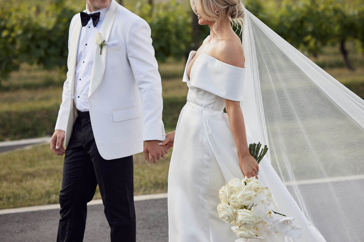 HR_EandG_Feathertop_LostinLovePhotography_wedding_40