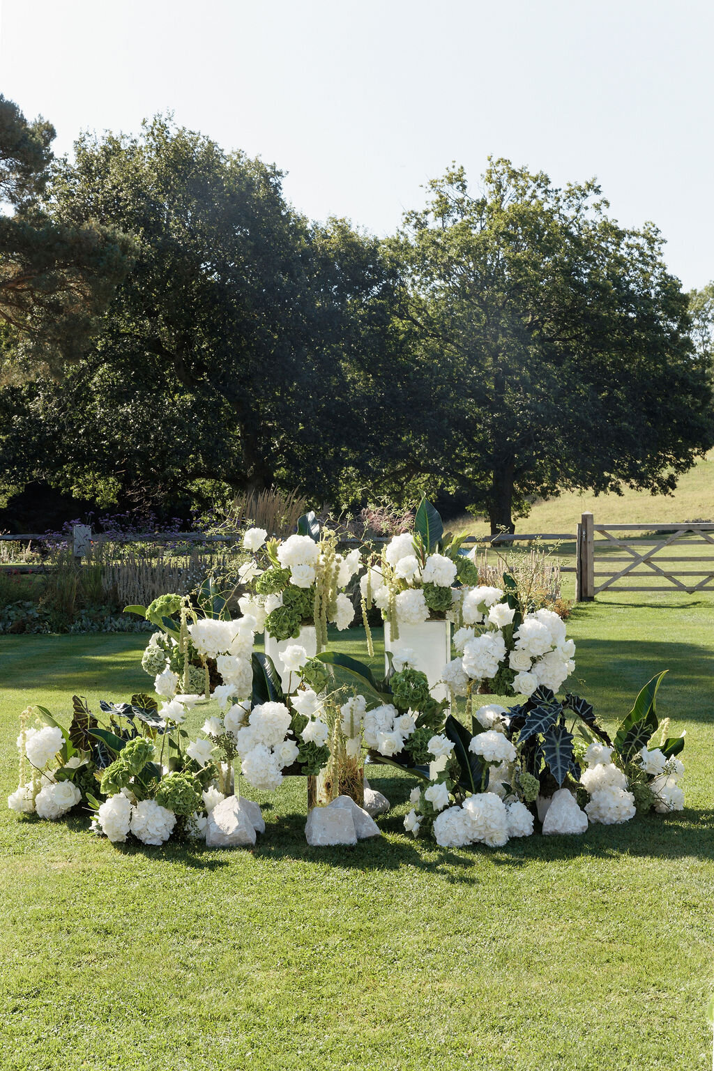 LIMEKILN Sussex wedding flowers (1)