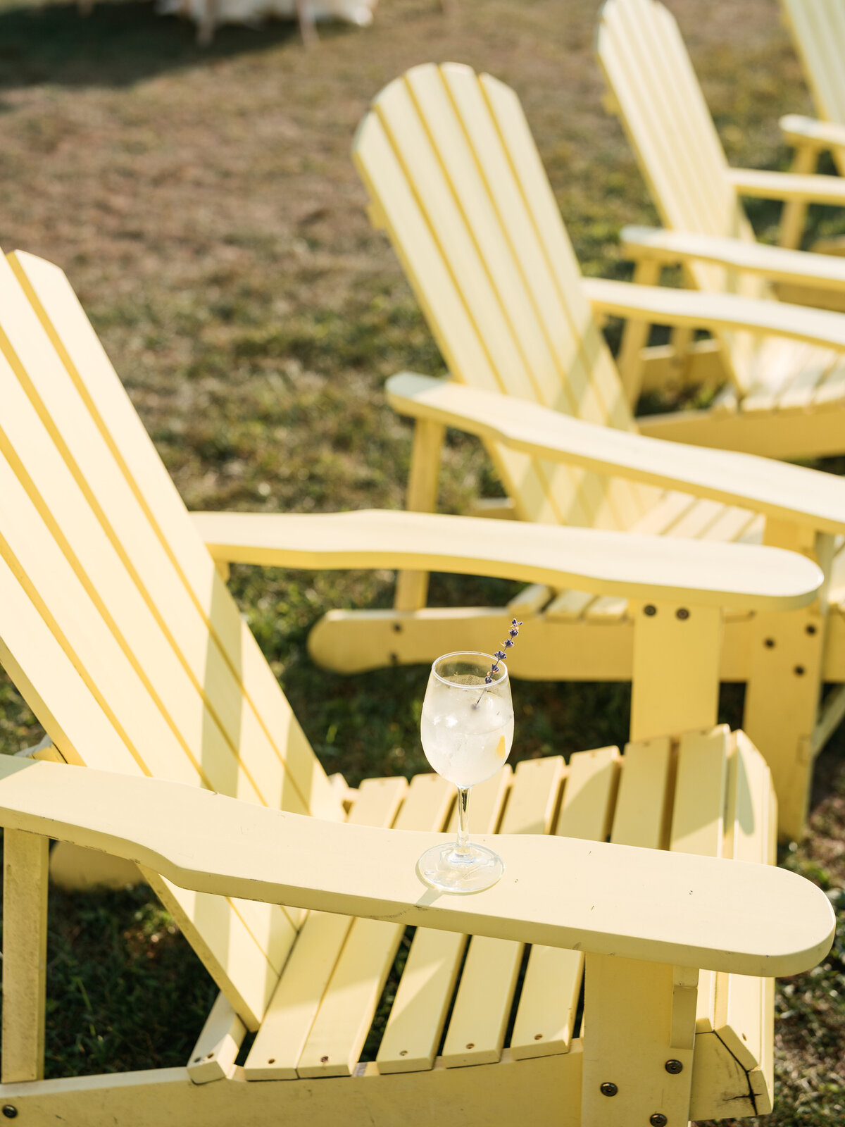 Marthas-vineyard-wedding-planner-kg-events-design-luxury-destination-weddings-private-events-corporate-events-aquinnah-ma-event-designer-outermost-inn-outdoor-tented-wedding-reception-black-frame-tent-57