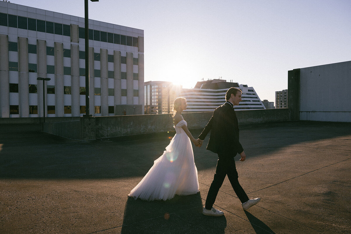 Nashville-couple-at-sunset-06