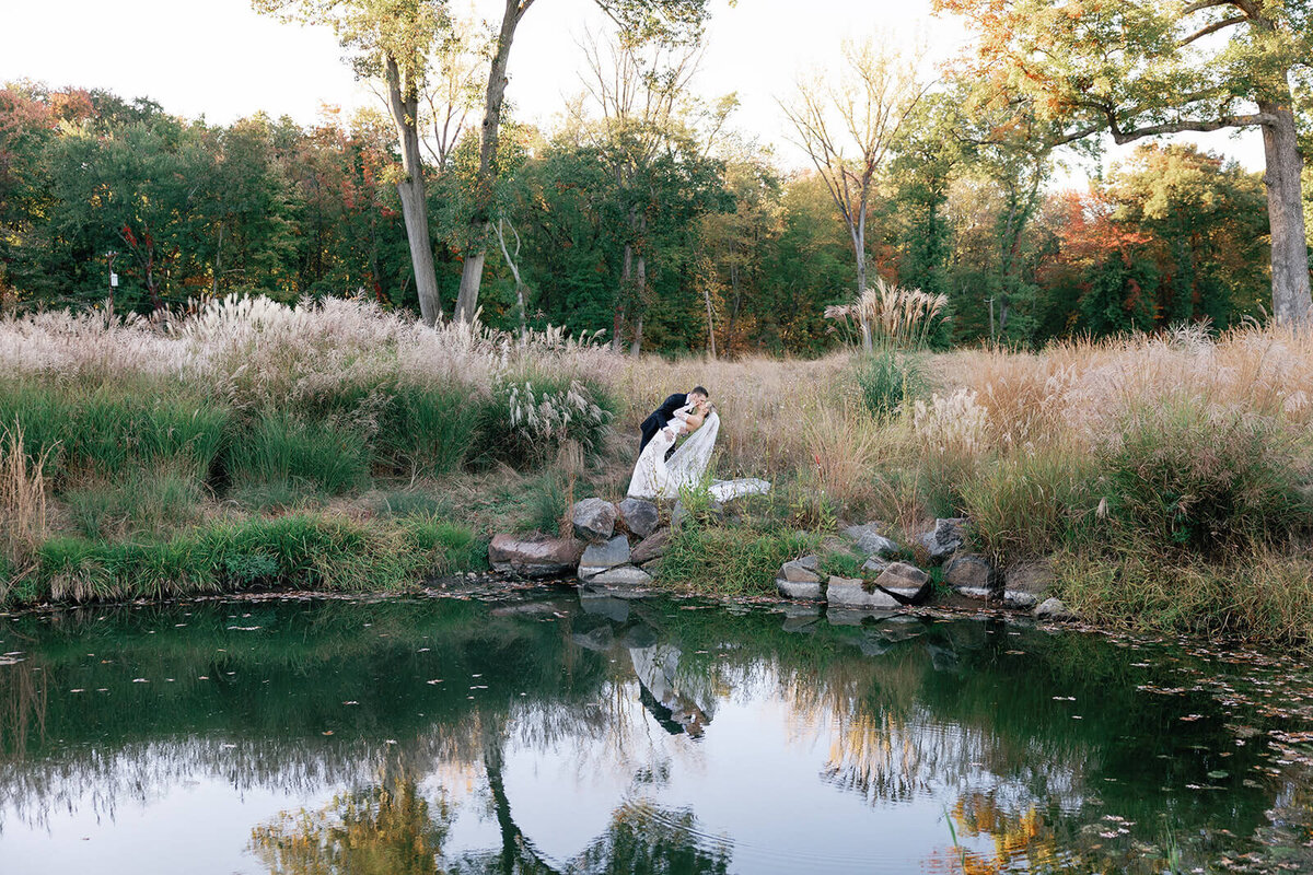 New Jersey Wedding Photographer_Egdewood Country Club_0097