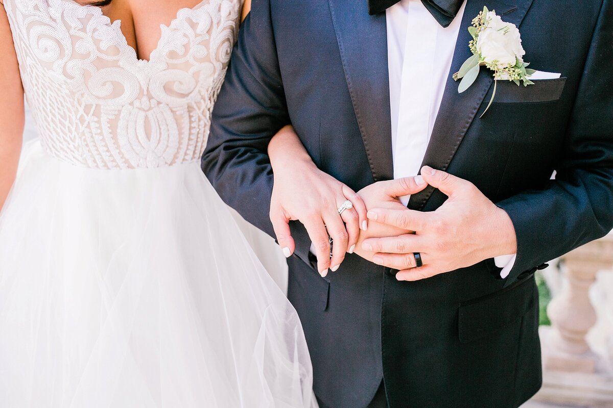 Toronto-Shangri-la-Wedding-Photographer-LauraClarkePhotos_0036