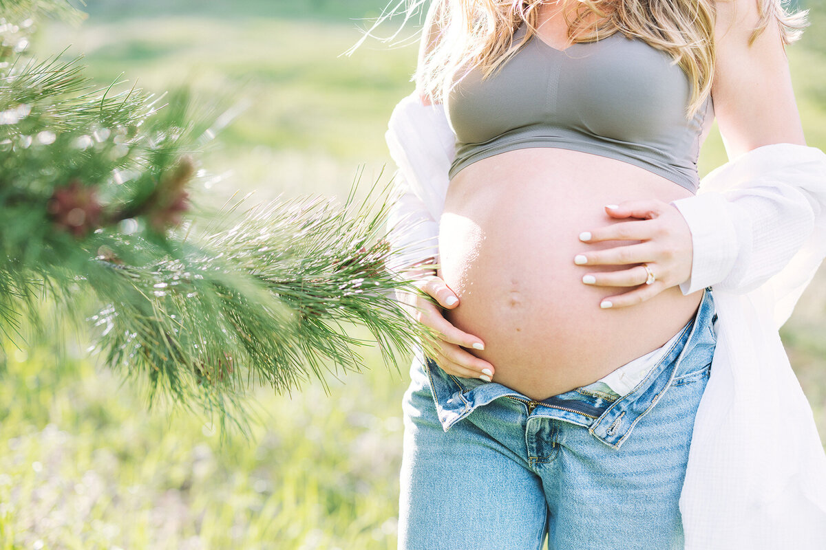 Maternity photos Fort Collins 14