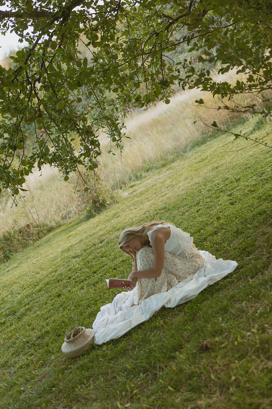 tanya-davids-photo-film-documentary-idaho-utah-oregon-washington-colorado-wedding-elopement-portrait-photographer-intention-session-apple-orchard-93