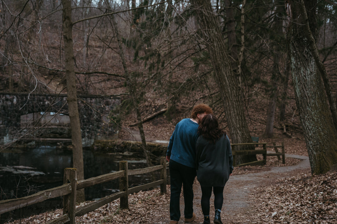 milwaukee engagement photographer-13