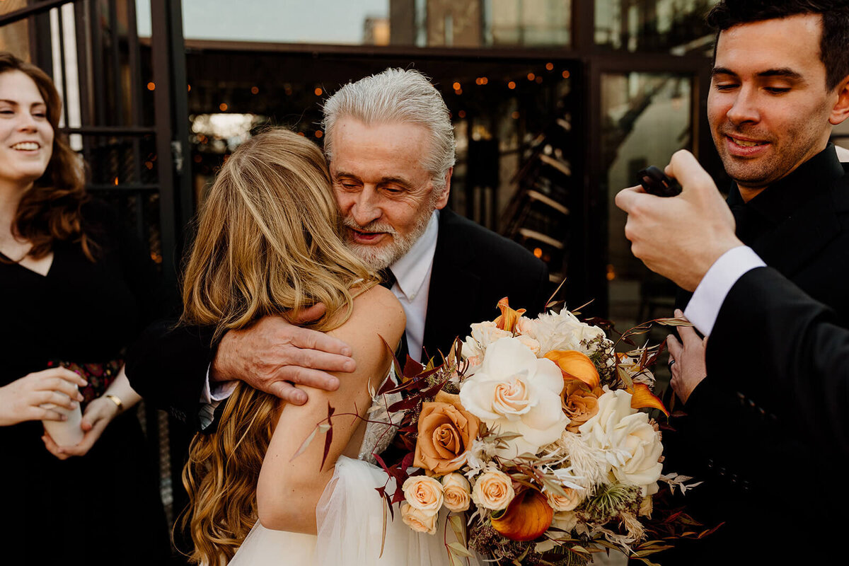 galleria-marchetti-modern-chicago-downtown-wedding-030