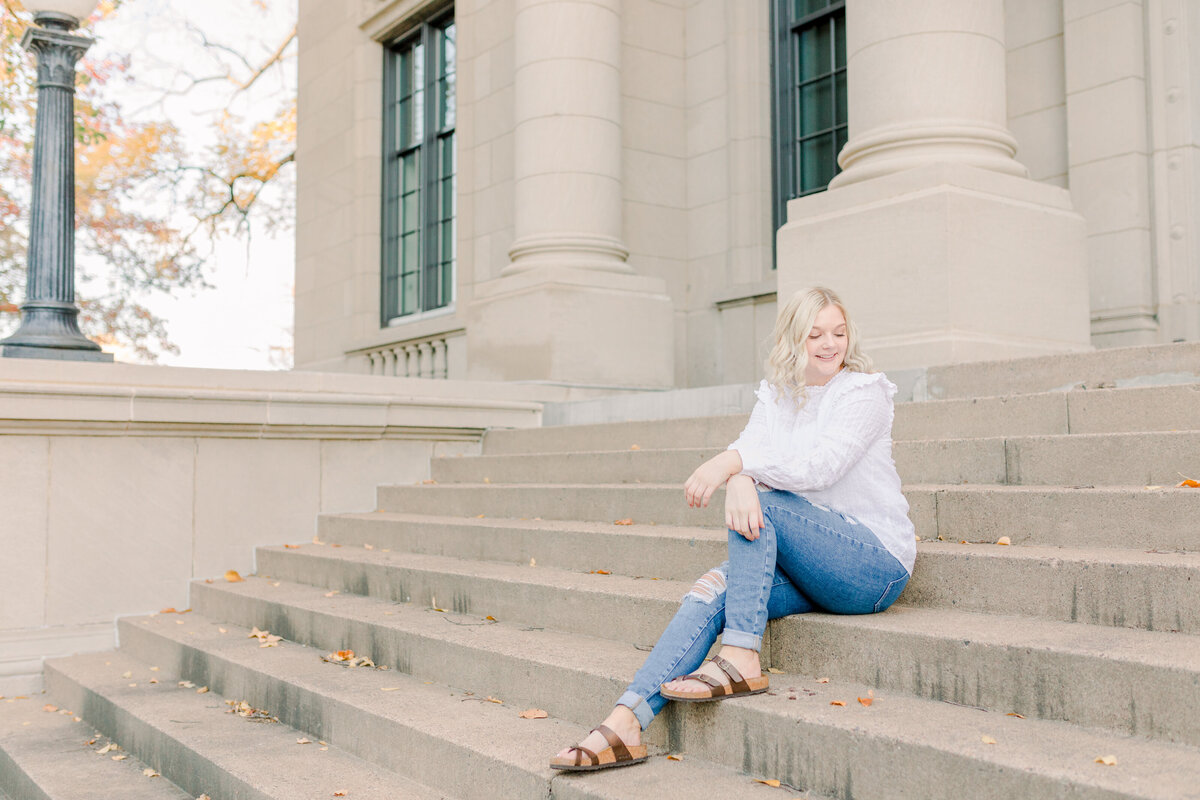 Alisha Marie Photography Eau Claire Wisconsin Wedding Engagement Senior Photography Photographer Authentic Joyful Fun Senior Rep Team Western WI Wi Minneapolis Twin Cities Minnesota Weddings Light Airy Colorful Bright32