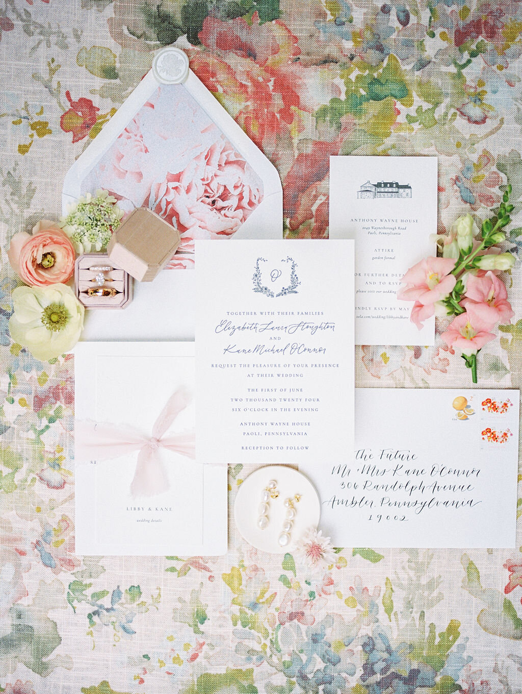 Elegant Bridal Invitations | Hannah Constein Photography
