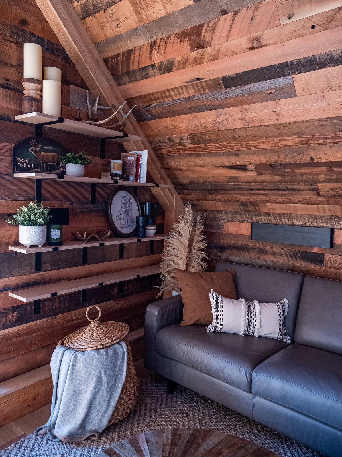 Jeengi-SRM-interior-and-exterior (3)