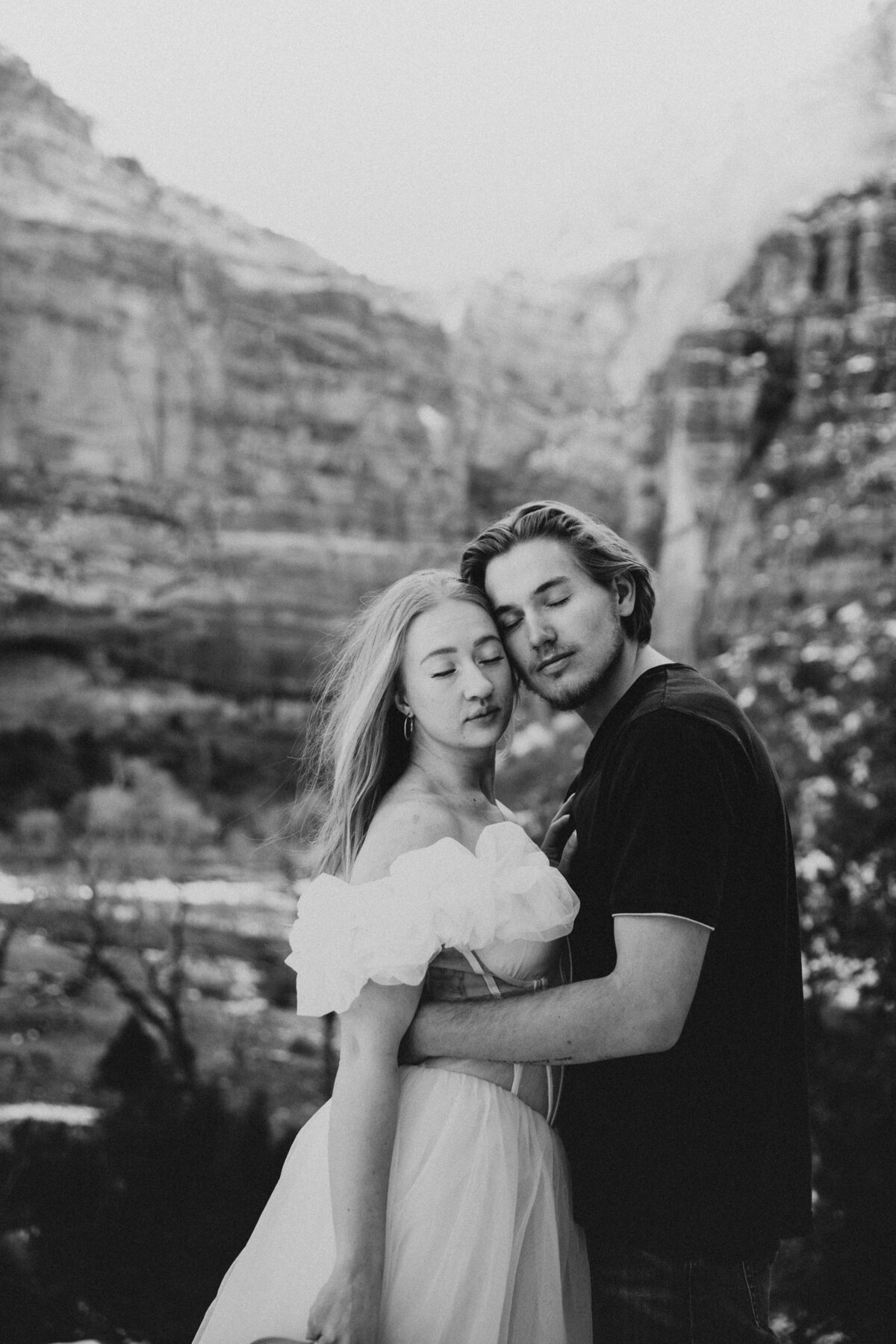 Zion-National-Park-Engagement-Session-329