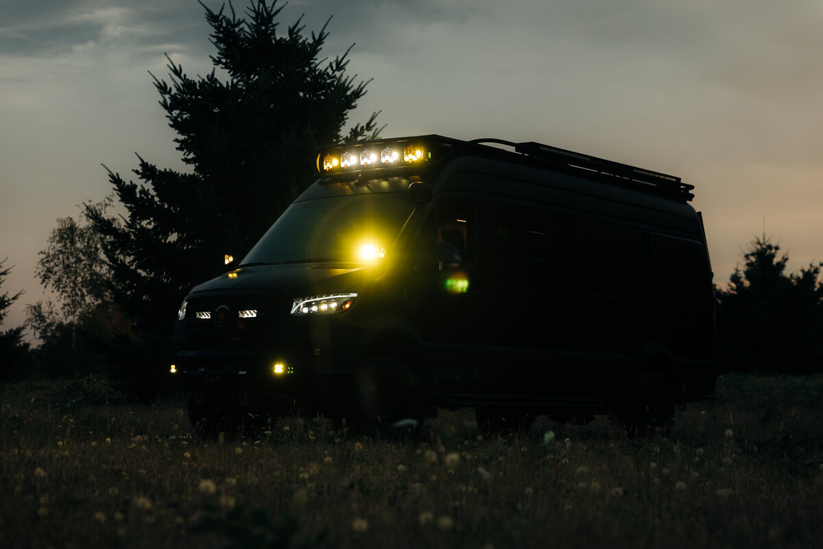 5_WooleyBugger250829_BMV_SlowFastcreative_2092