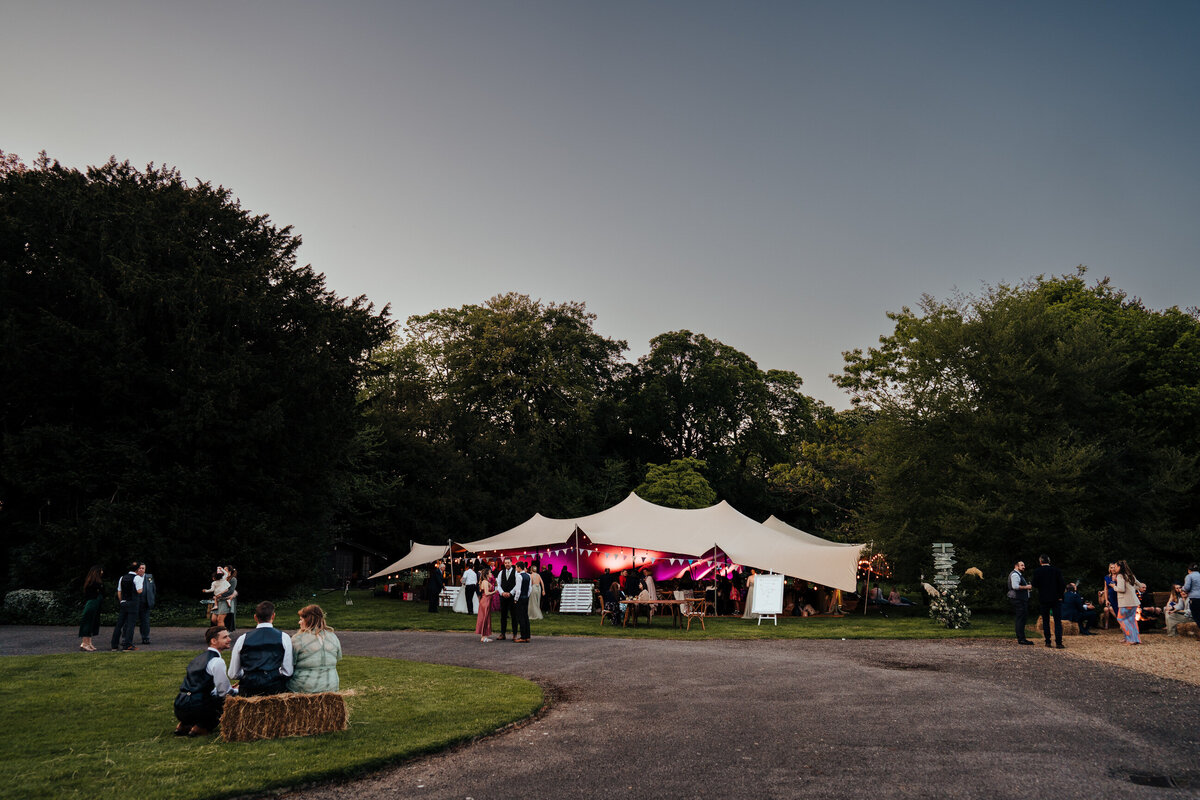 DIY_Back_Garden_Wedding_Malshanger_Estate_Kirsty_Bowen_Photography-116