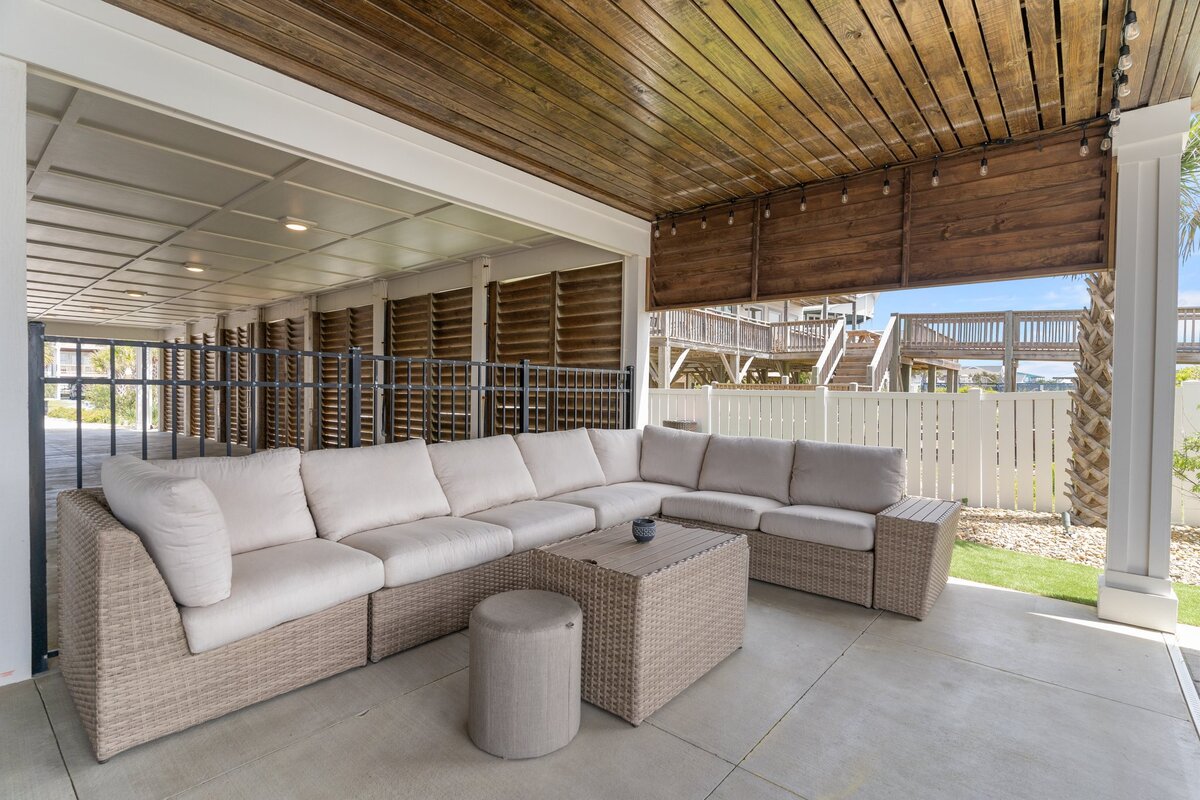 Luxury-Holden-Beach-Rentals-WI-Outside4