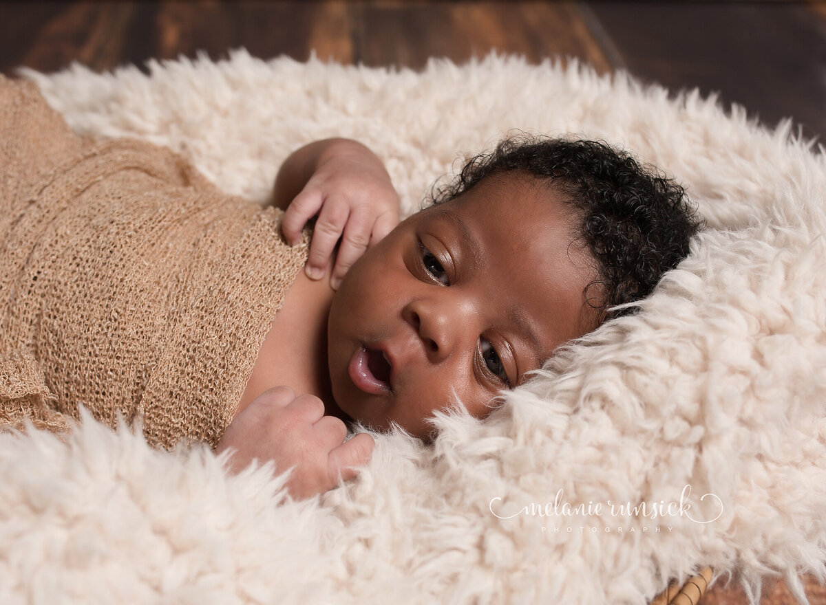melanie-runsick-photography-jonesboro-arkasnas-newborn-photographer