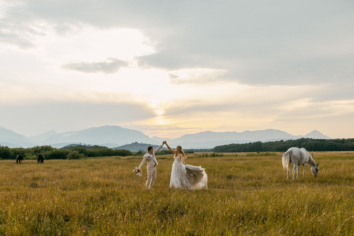 presley-gray-photo-Montana-ranch-elopement-6494