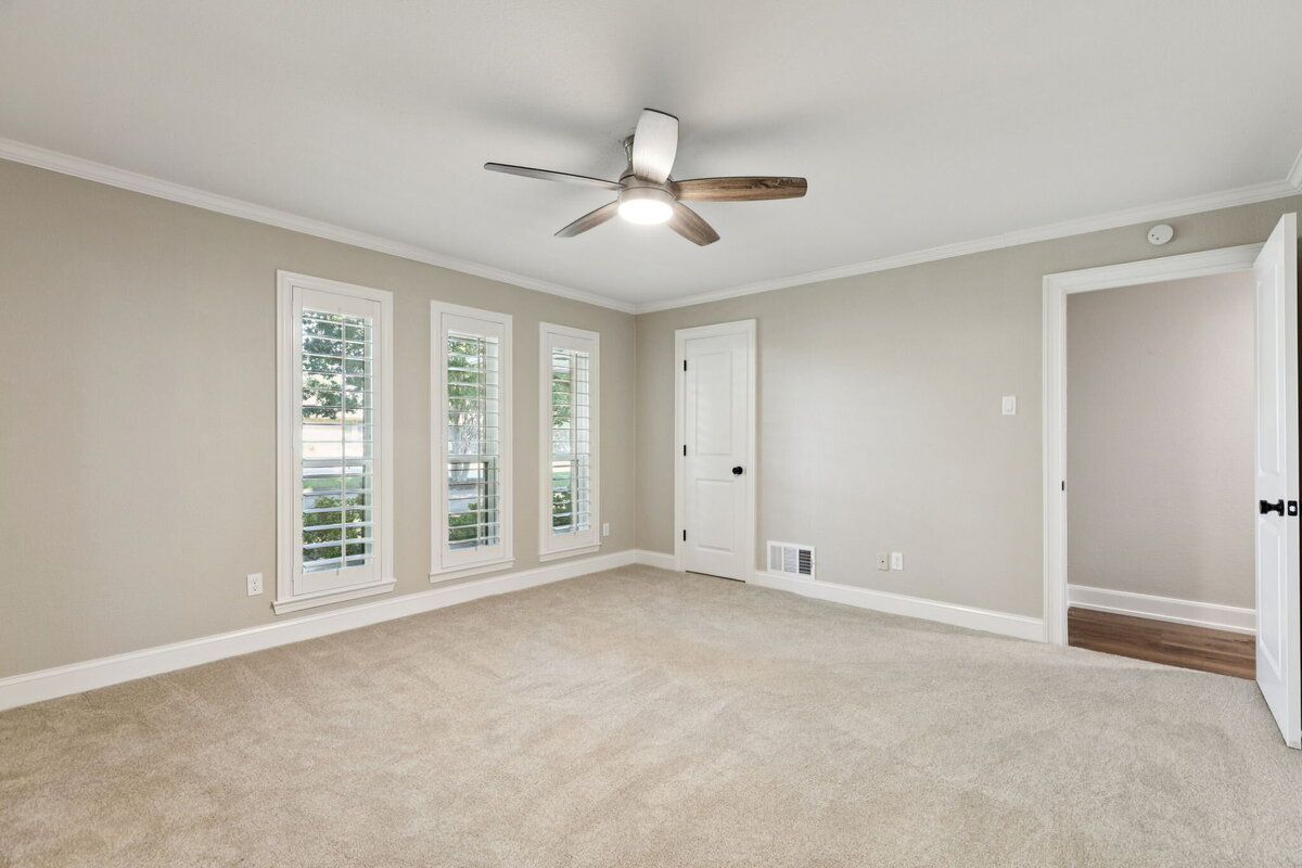 27-14420Overview_027