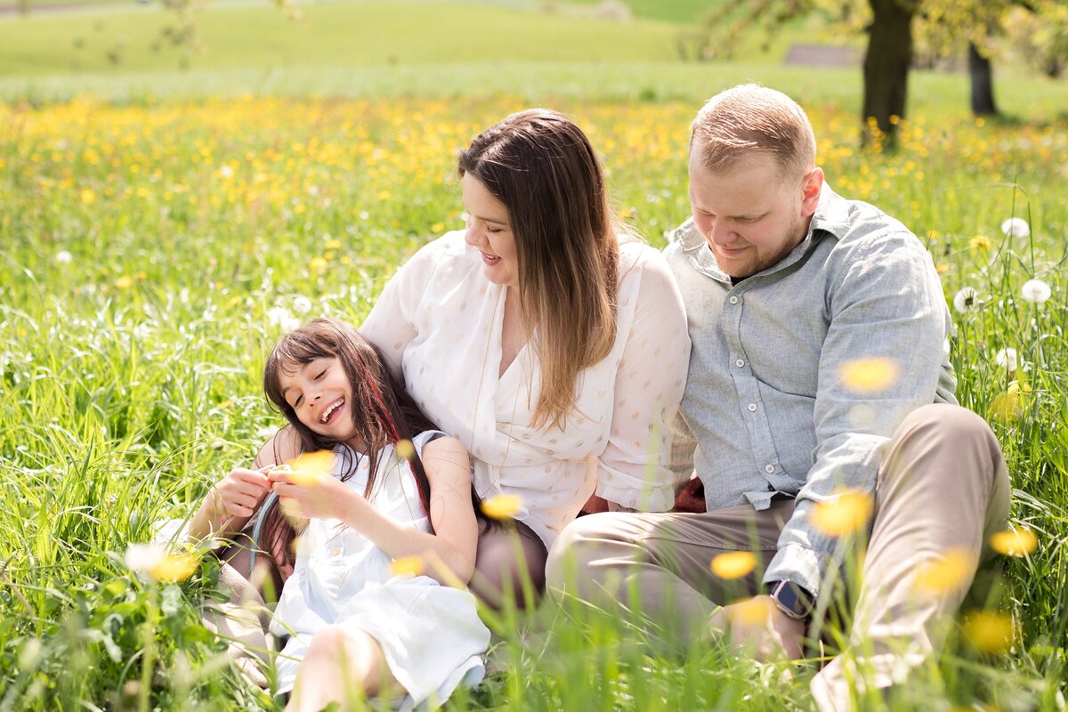 Familienshooting-Familienfotos-Aargau-Zuerich-Frühling-Fricktal-Kirschblüte-8