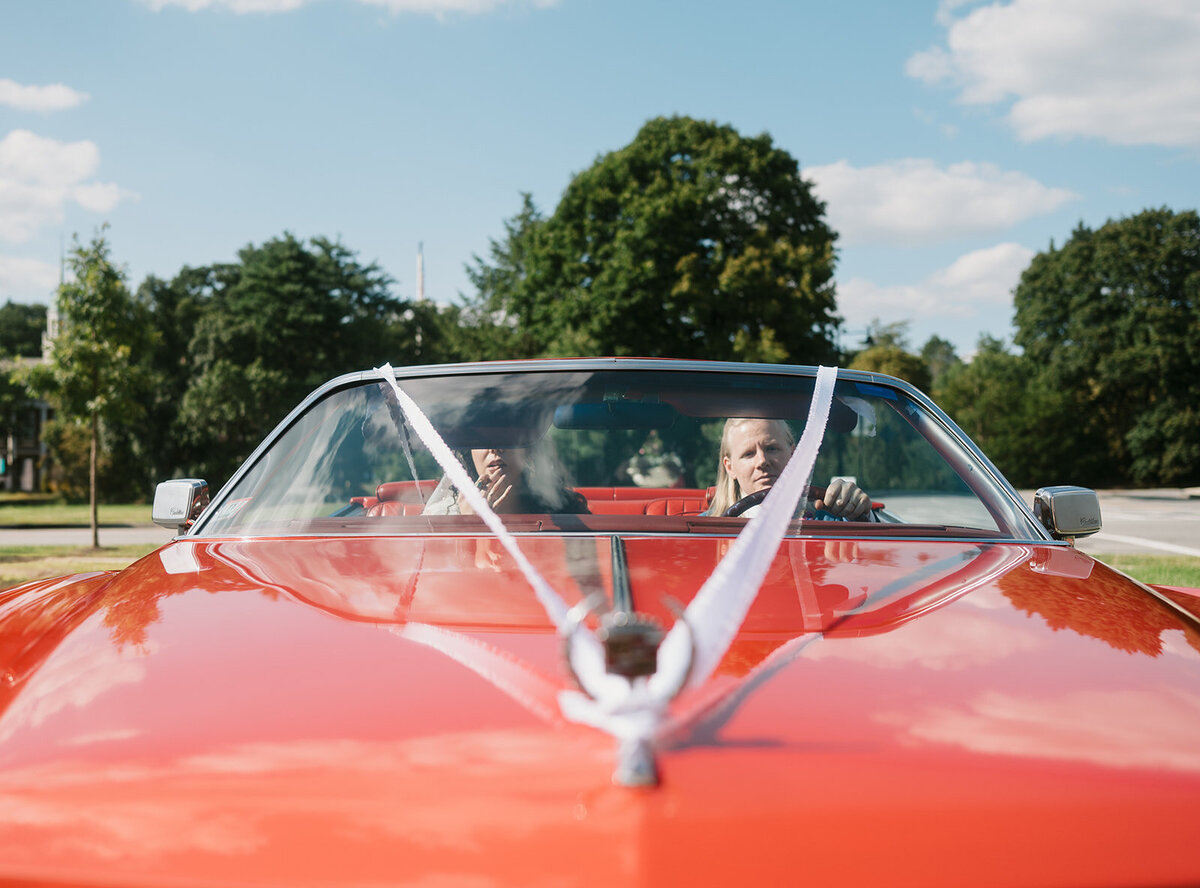 cool-bride-groom-car-wedding-jemima-richards-photography
