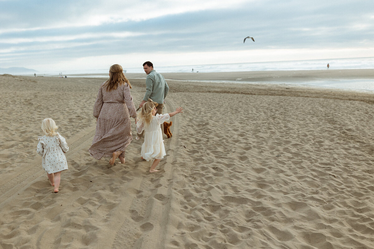 skyler-maire-photography-ocean-beach-family-photos-5