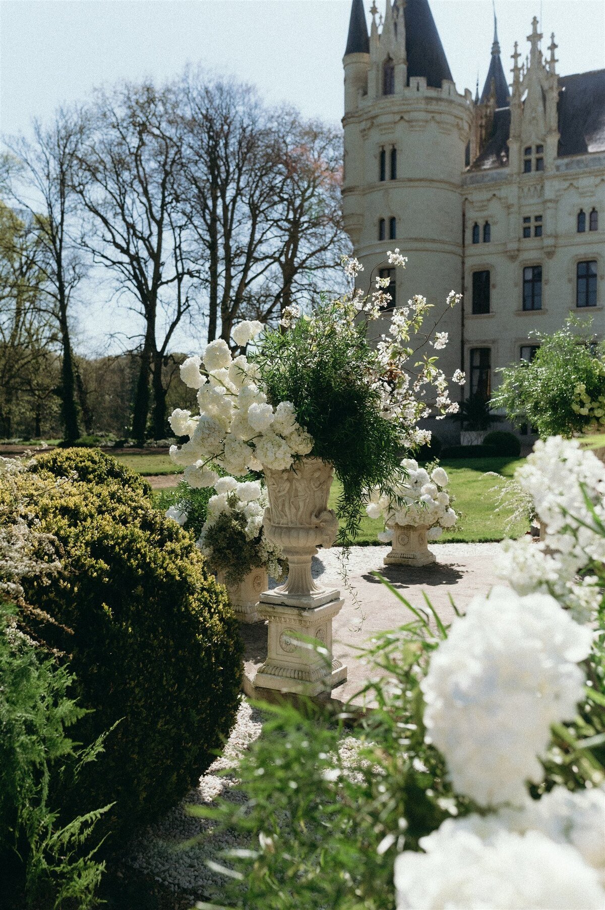 chateau-challain-france-luxury-wedding-julia-garcia-prat-wedding-photographer-134