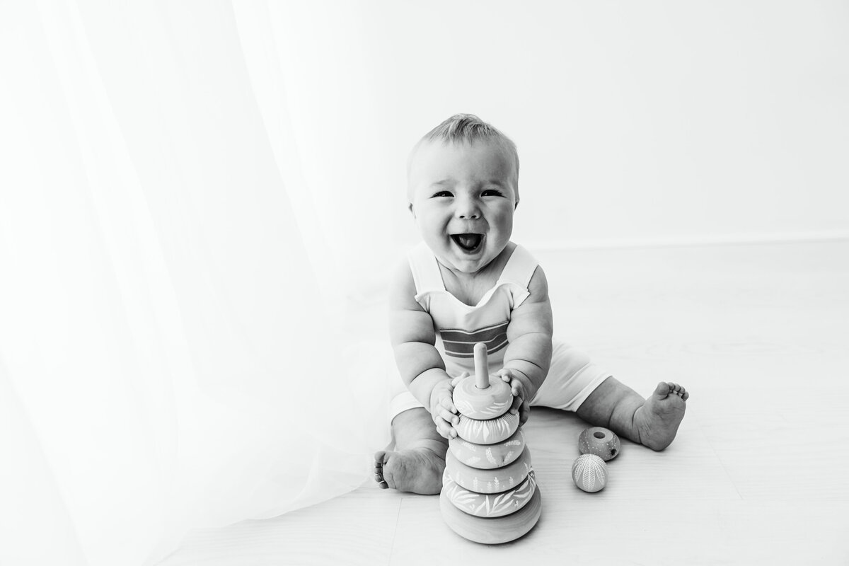 Ian 6 months-10